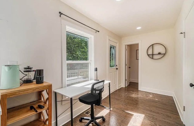 Entire home in Grandview, Missouri, United States