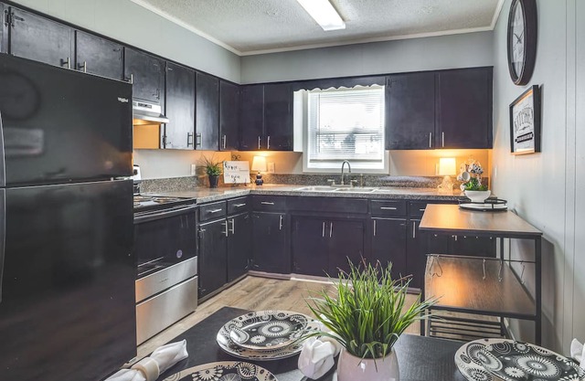 Pet-Friendly Manchester Apartment w/ Pool Access!