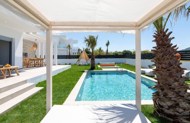 Villa Sofia Martini by Villa Plus