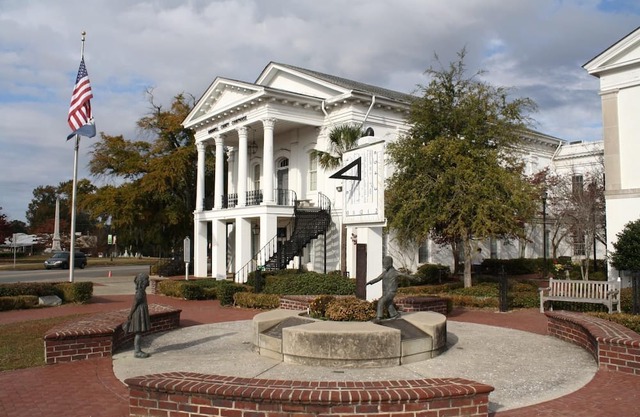 The Cottage on Jefferson, Your Home Away From Home.