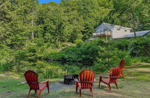 Vermont LUX stay with Doggy suite