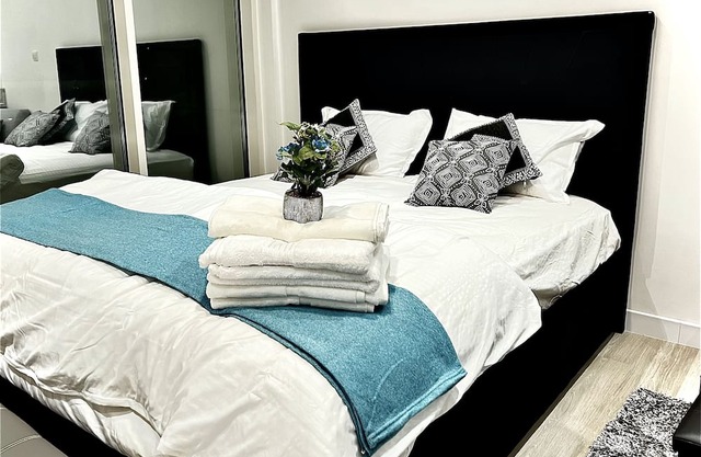 Brand *NEW* Premium High Floor Studio near Burj