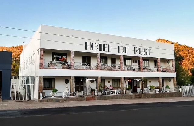 Hotel De Rust