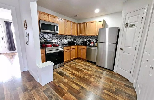 Lakefront Villa 3 Dock Access