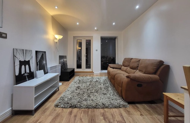 Entire Apartment with Balcony, Gym, Sauna & Steam Room with Free Secured Parking