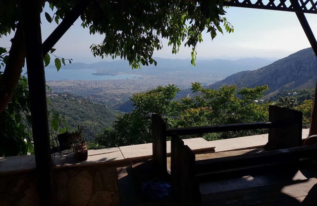 5 bedrooms 7 beds 4 bathrooms