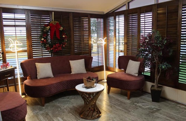 Historic Charm! Cozy Unit, Parking