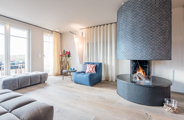 Ein Privater Aufzug im Haus, Meerblick, Tiefgarage - Selbstverständlich!