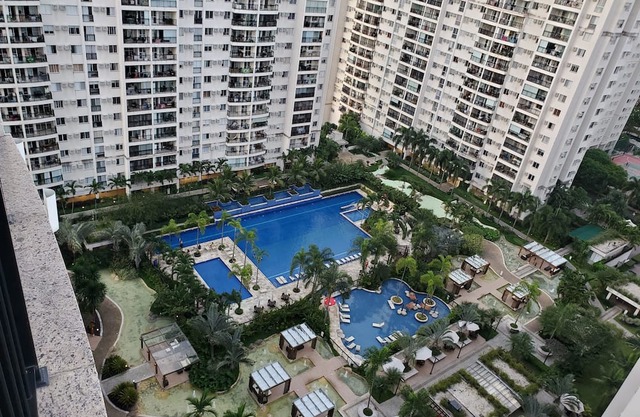 Resort Oasis in The City .