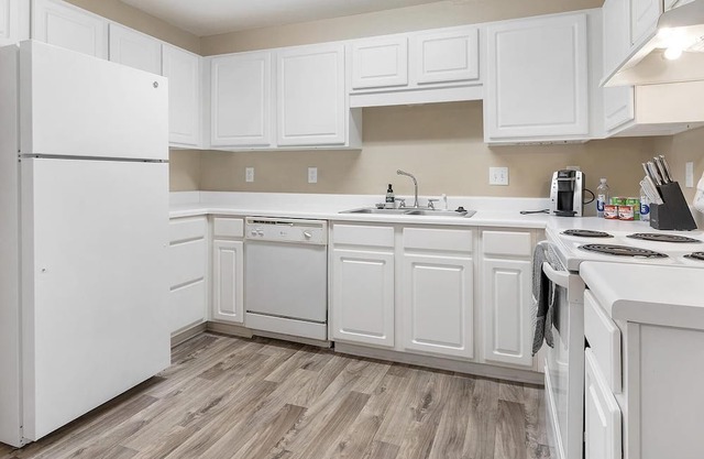 Modern Apartment in Prime Location (ID1402X064)