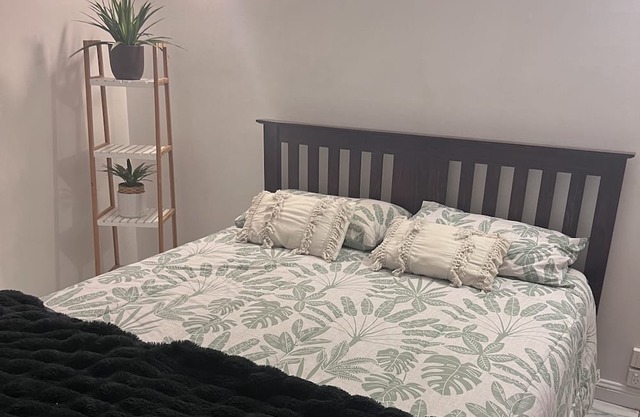 Tropical Rural Darwin - 1br with private pool and private bathroom