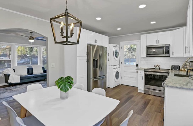 3 bedroom, two bath jam in a quiet cul-de-sac.