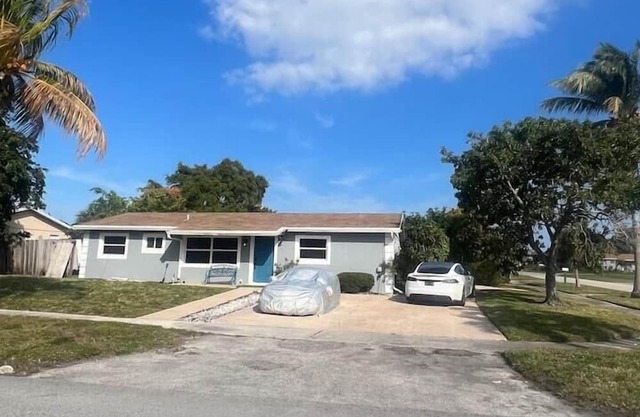 3 Bedroom 754301 by Houzlet