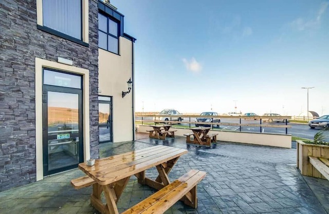 Standing Stones Lodge