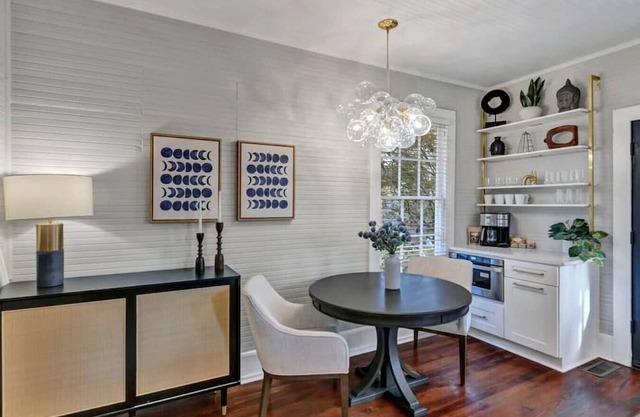 The Wren | 1BR 2BA Guesthouse