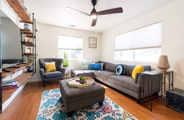 Koi on Toyan | Fire Pit, Walk to Brewery, Traeger