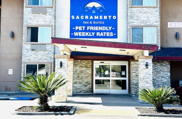 Sacramento Inn & Suites