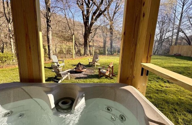 Trail-Ready Retreat near Waterfalls w/Hot Tub