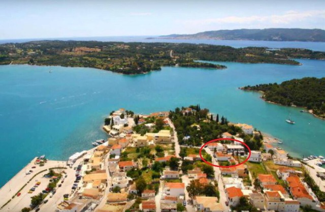 Homerez - Studio for 2 ppl. with sea view, garden and terrace at Porto Heli