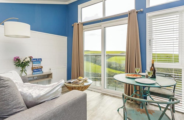 Tintagel Beach Shack