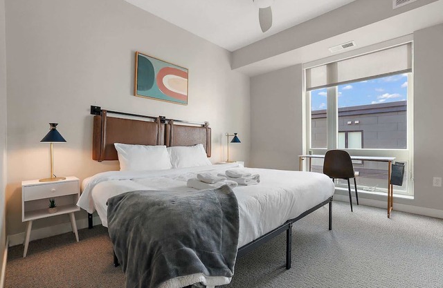 CozySuites Marquee | pool, gym #11