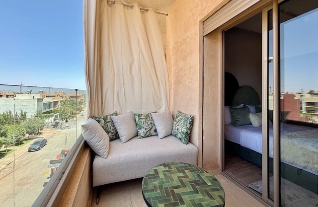 Two Bedroom Apartment with terrace and pool