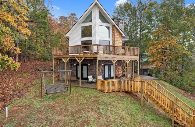 Private, Cozy Lakehouse