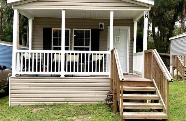 Incredible Cottage with Fire Pit in Dunnellon, Florida