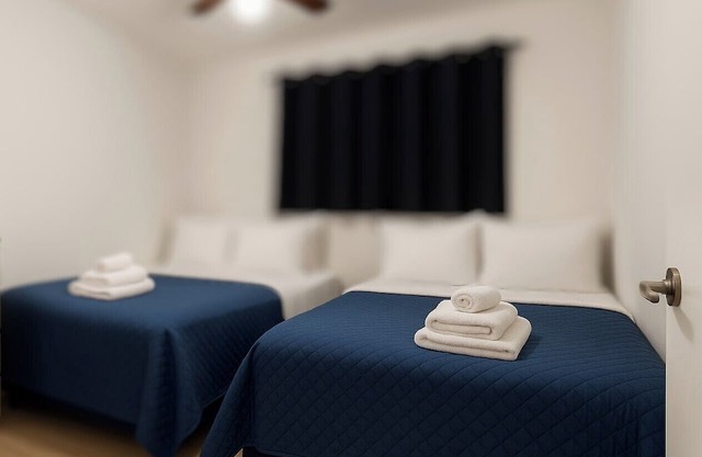 HighView Urban - Modern Rooms