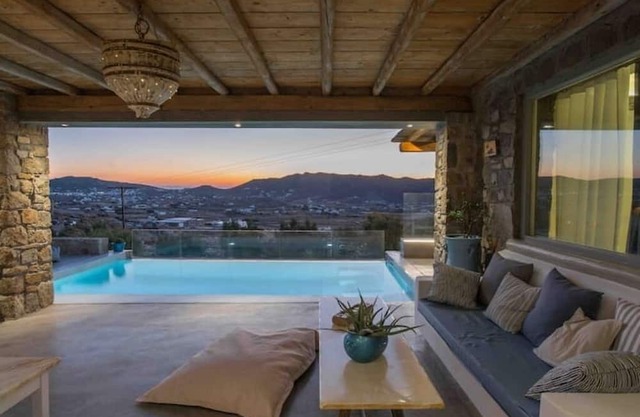 Deluxe Apartment with Kitchenette and Shared Outdoor Pool