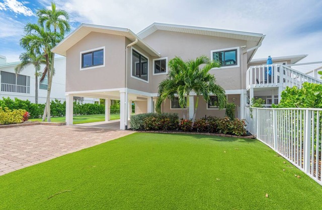 ☀️ Private Pool - Bay Views - Club 205 At Bayview ☀️