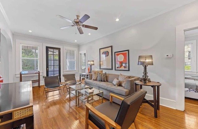 Spacious Myers Park 2BR King Condo | Porch