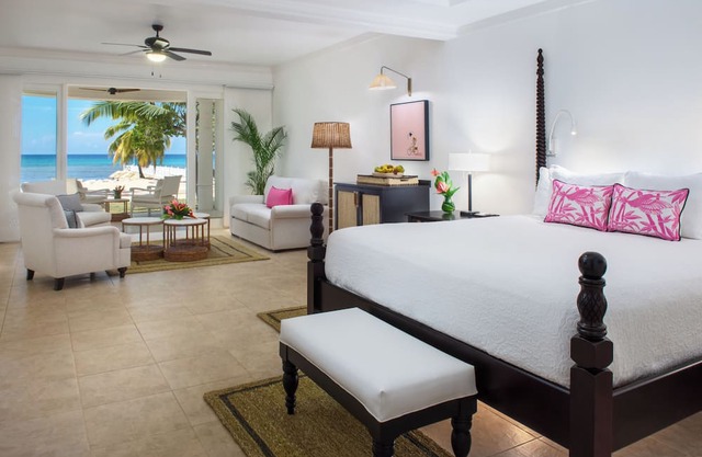 Located in Founders Cove Spacious bathrooms King or double beds