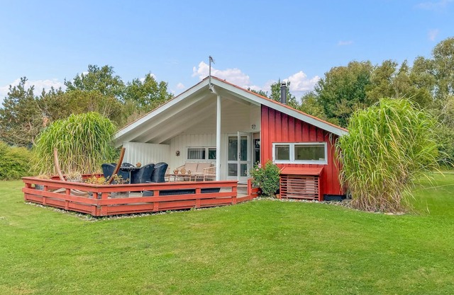 Awesome home in Humble with WiFi