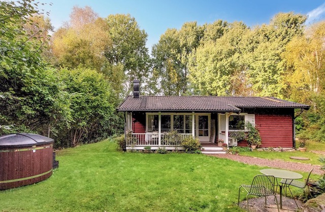 2 bedroom amazing home in örkelljunga