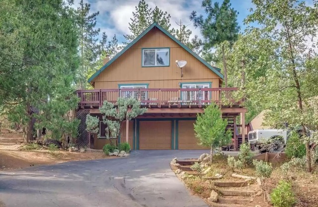 Charming 4-bedroom cabin with SPA and fitness room in Arnold