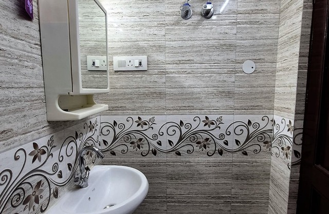 Embassy District 2BHK - Vasant Vihar, Royal Suite