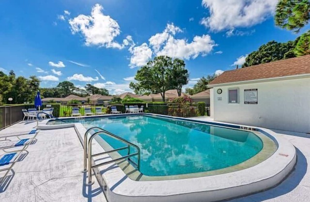 Village Gardens Wooded Retreat