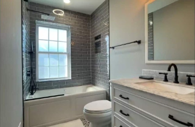 Beautiful Newly Renovated 3 Bedroom Home. Pool Table, Play Station and More.