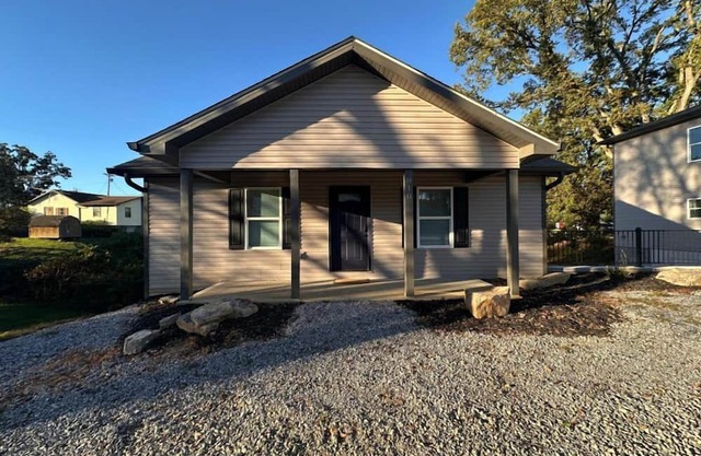 Bright and Cozy 4BR Home Away from Home