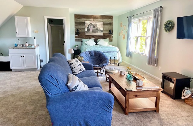 The Farmview Loft in Tigerville/Travelers Rest, SC