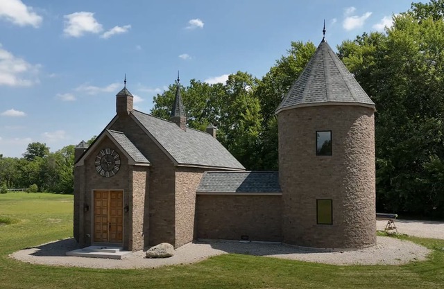 Hogwarts Themed Castle! 10 Acres - An Amazing Experience!