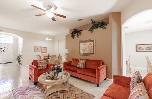 Cozy 4Bed Pool Home with Spa-246BD