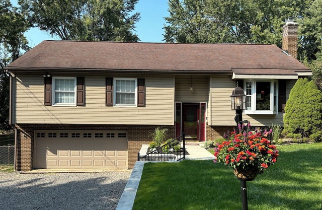 US Open Home 0.4 miles from Oakmont Country Club Plum Pa
