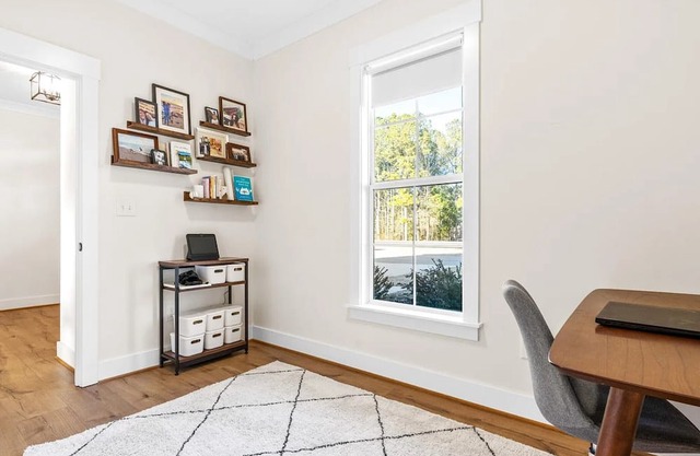 Family/Dog Friendly Retreat - 1ac Fenced Backyard + Games