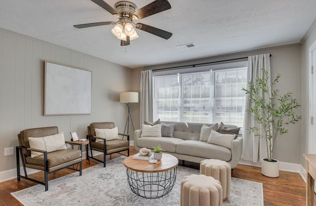 Your Perfect Augusta Basecamp: Relaxing, Full of Charm, and Close to Everything!