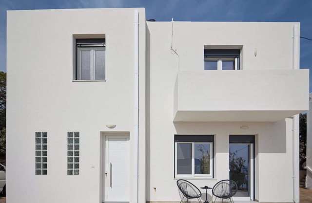 Cozy beachfront escape