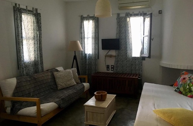 Holiday Home 'Pegasus' with Sea View, Wi-Fi and Air Conditioning