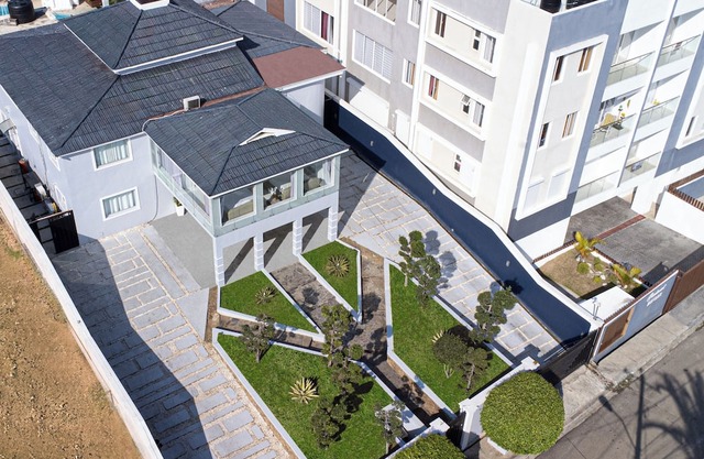 Pastel Room Chef & Pool in the Mansion