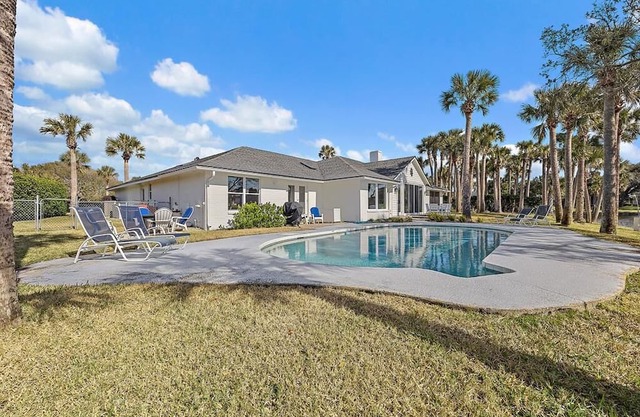 VIEWS! Newly renovated single family home on cul de sac with pool close to beach access!